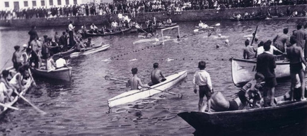 Colaborando en un partido de waterpolo